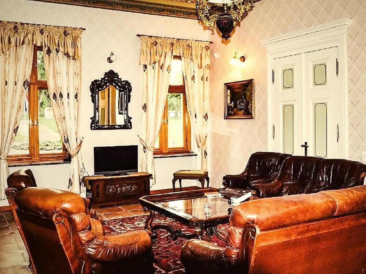 Palac Kursko Екстер'єр фото
